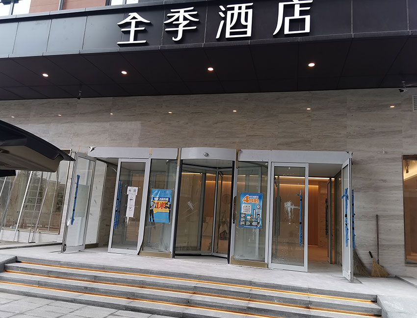 施工現(xiàn)場(chǎng)04